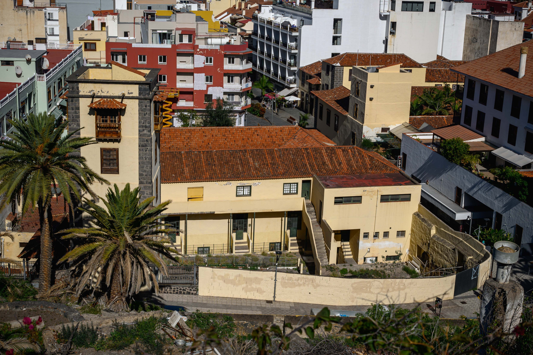 Casa de los Agustinos y Torre&oacute;n Ventoso