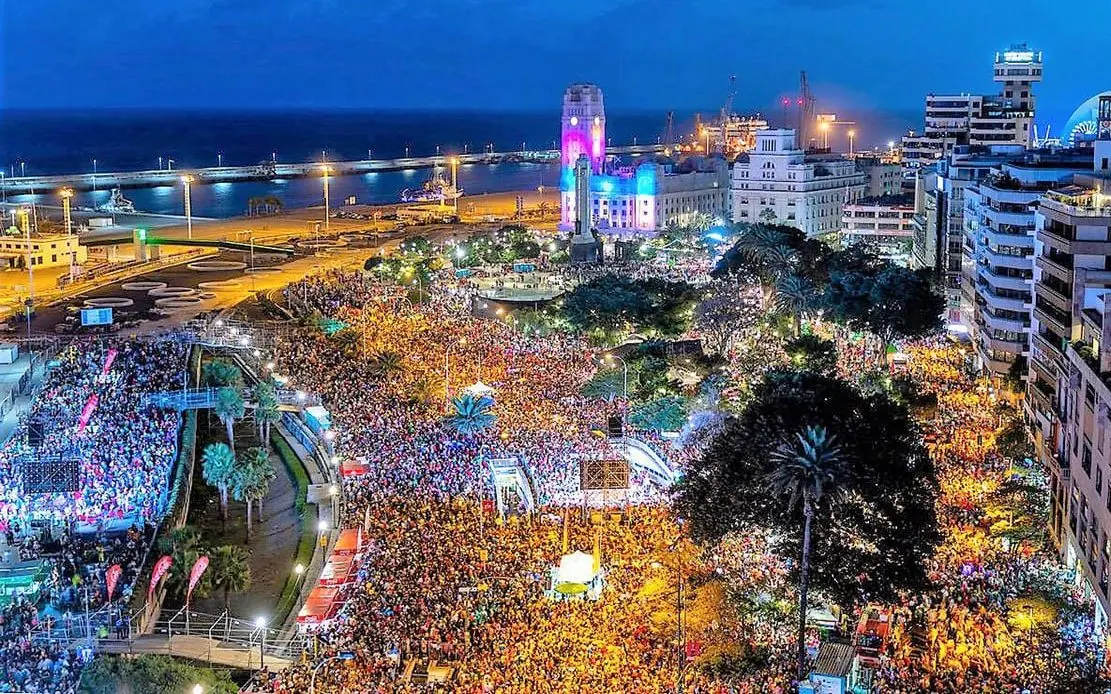 La agresion se produjo cerca del escenario de la avenida Mar&iacute;tima