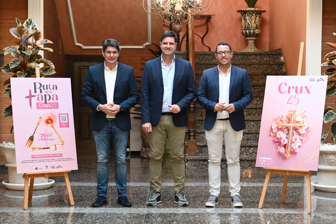 Foto de la presentaci&oacute;n del evento CRUX25(1)