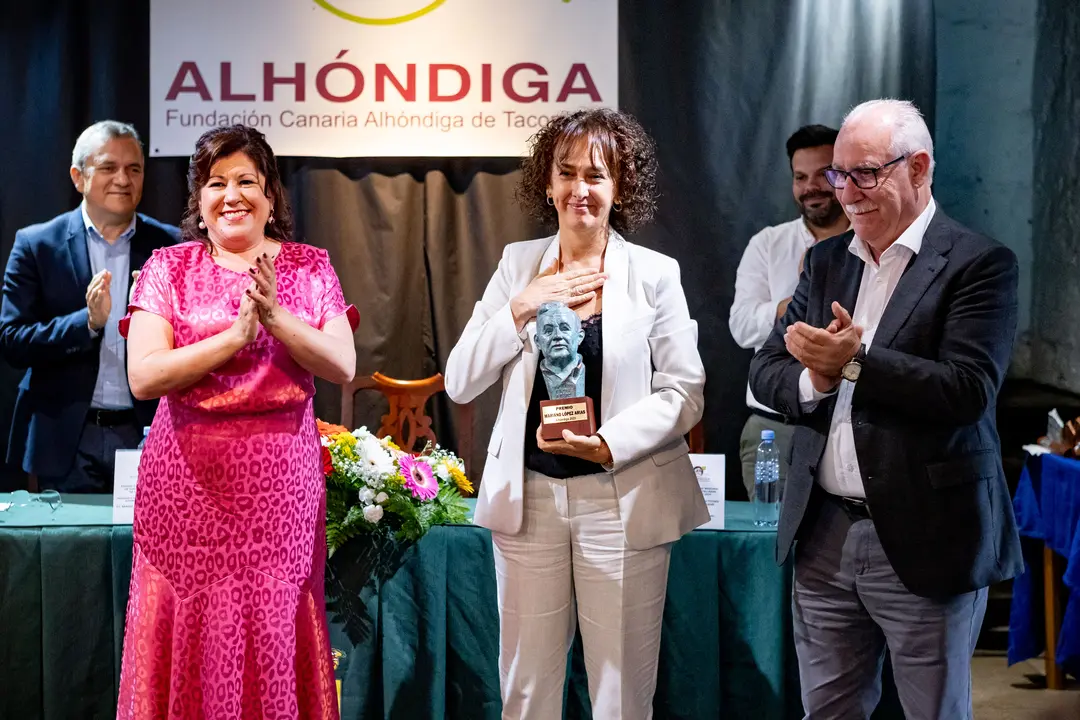 ROSA HERN&Aacute;NDEZ, PREMIO MARIANO L&Oacute;PEZ ARIAS 2025