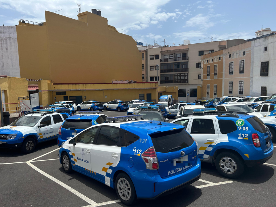 La Laguna Polic&iacute;a Local 4