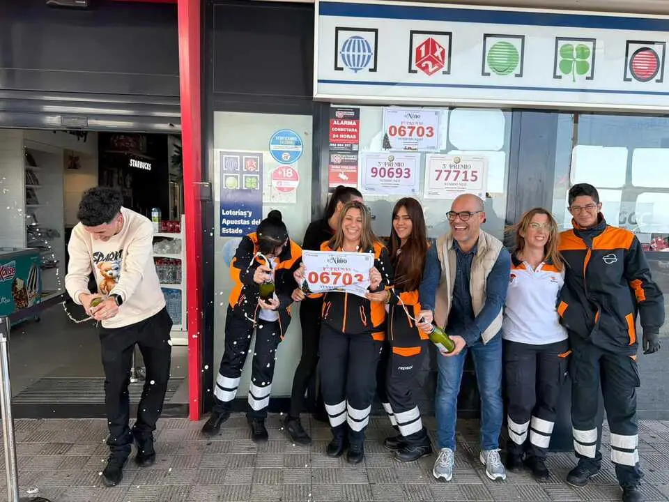 La Chasnera se estren&oacute; con el Gordo del Ni&ntilde;o y volvi&oacute; a descorcharse el champ&aacute;n esta ma&ntilde;ana.
