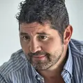 Roberto Ucelay (*)