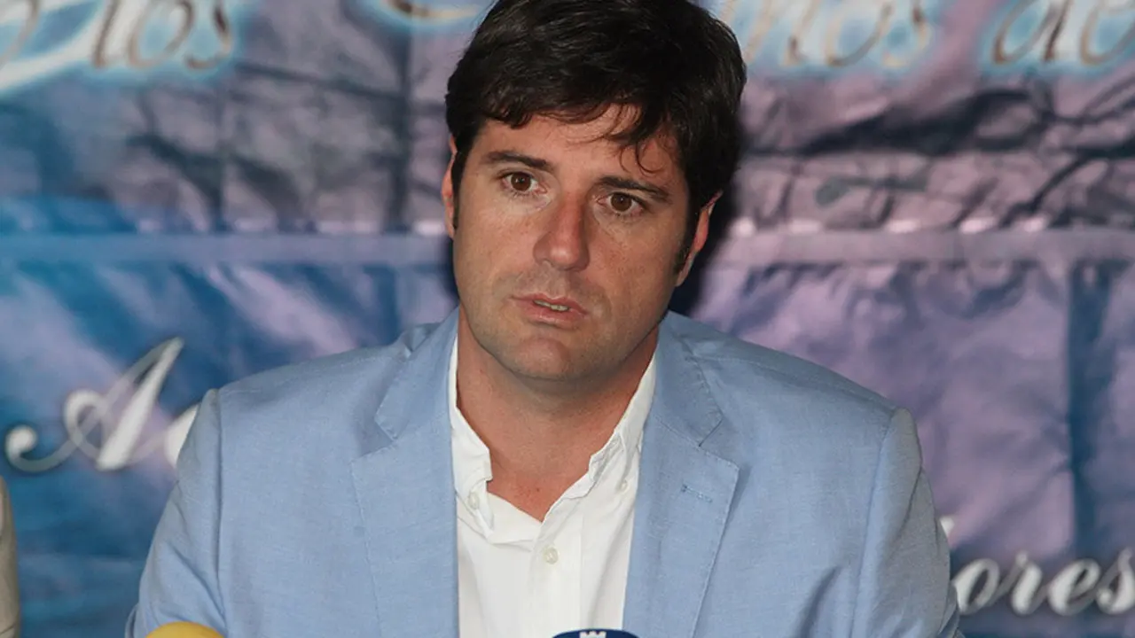 EMILIO NAVARRO ST 8754