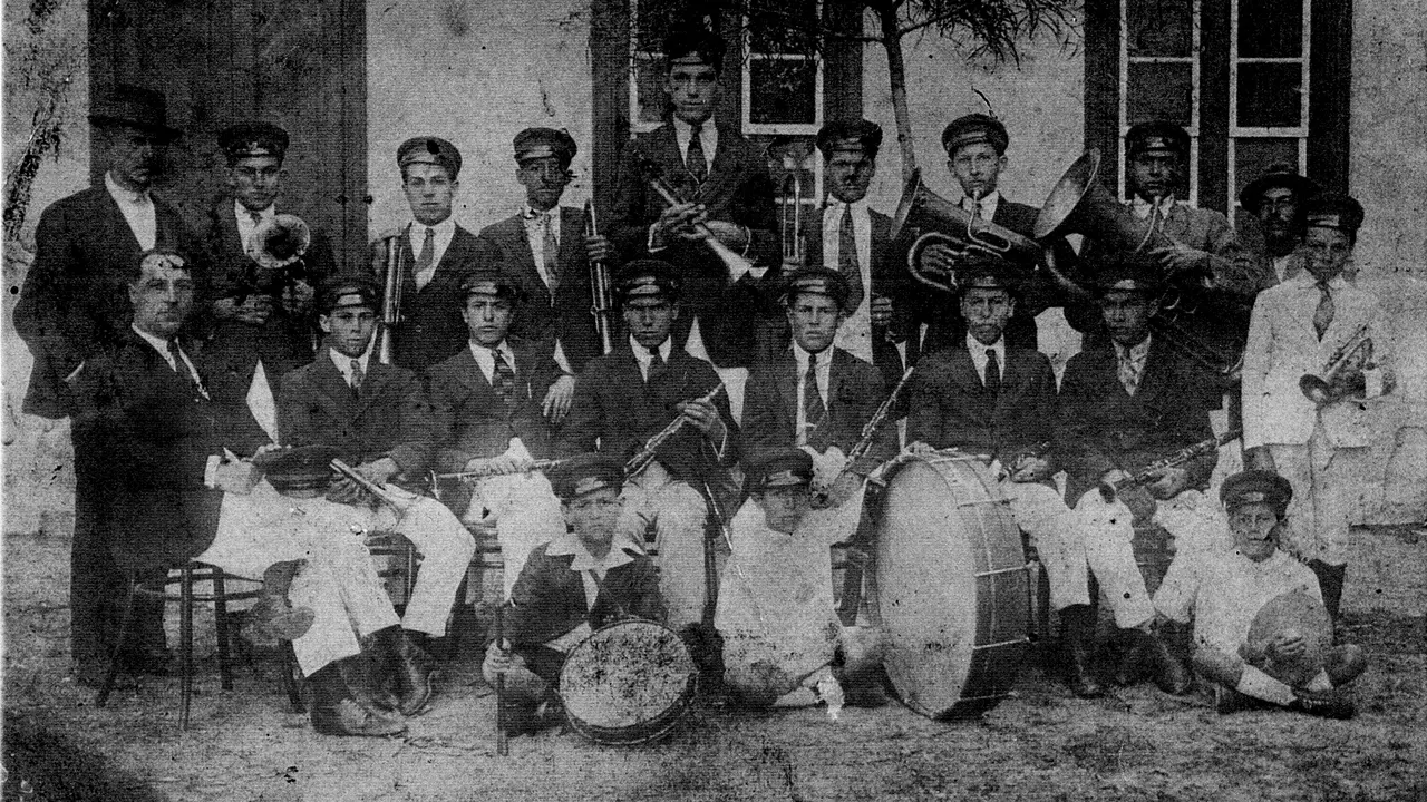 BANDA ADEJE