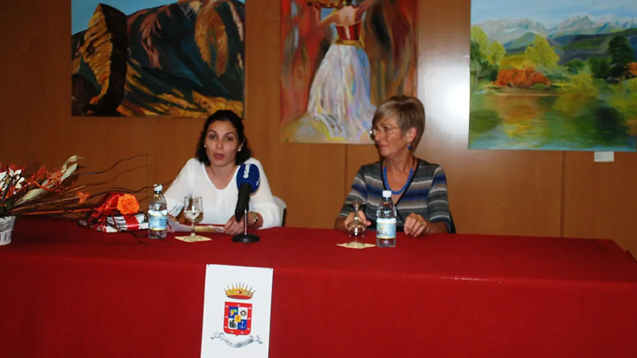 Foto de la inauguraci&oacute;n colectiva de pintura