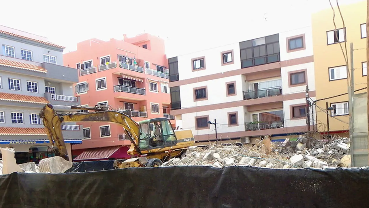 centro_c&iacute;vico_demolici&oacute;n