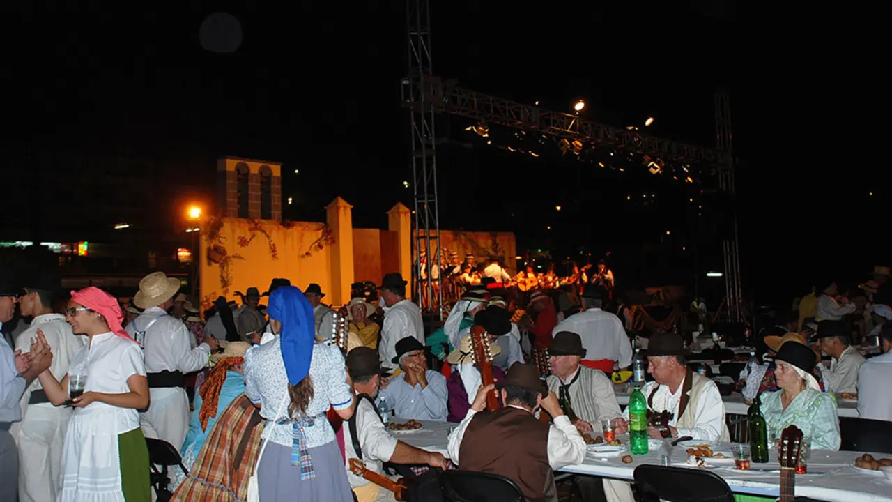 Foto de ediciones anteriores Baile de Magos de Santiago del Teide