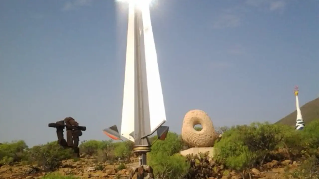 Escultura parque Los Cardones
