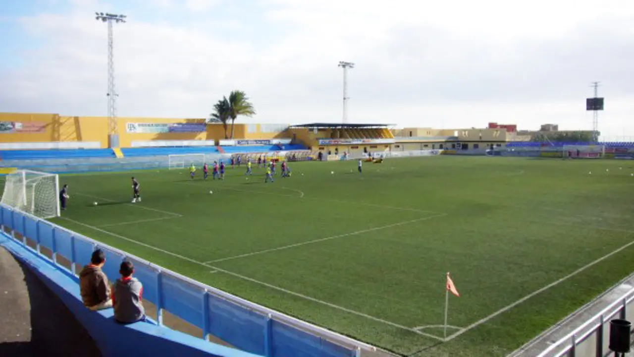 Campo de F&uacute;tbol La Palmera, san isidoro