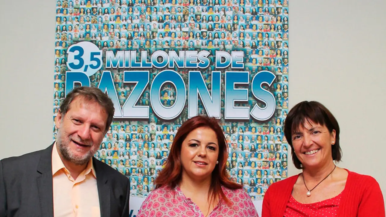 Visita Radio ECCA