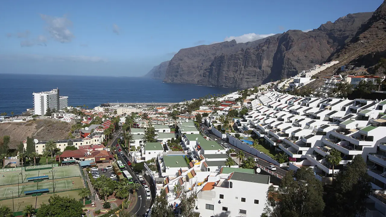 LOS GIGANTES 7001