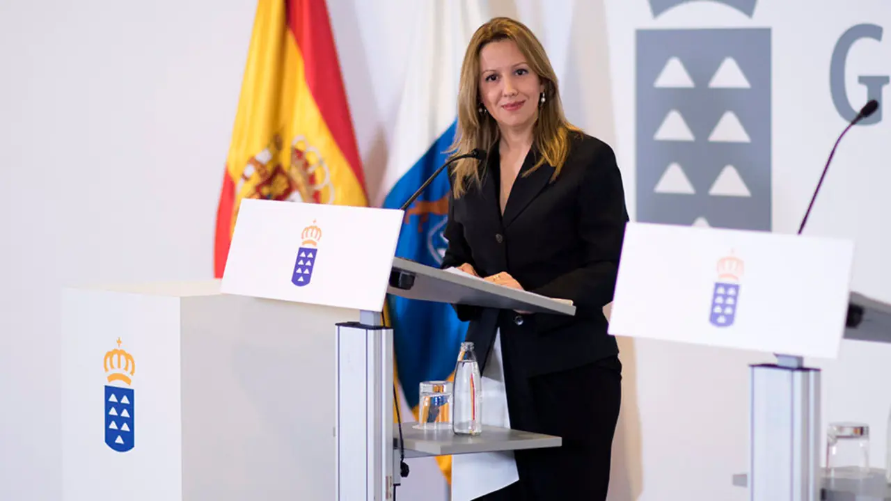 Rosa D&aacute;vila, consejera de Hacienda en rueda de prensa tras el consejo de Gobierno a 29 de Febrero de 2016. (Foto: Arturo Rodriguez/Presidencia GobCan)Esta fotograf&iacute;a oficial del Gobierno de Canarias es solamente para uso editorial por medios de comunicaci&oacute;n. La fotograf&iacute;a no puede ser manipulada de ninguna manera y no se puede utilizar en materiales comerciales y/o pol&iacute;ticos, publicidad, correos electr&oacute;nicos, productos, promociones que de alguna manera pueda sugerir la aprobaci&oacute;n o respaldo del Presidente, o el Gobierno de Canarias.