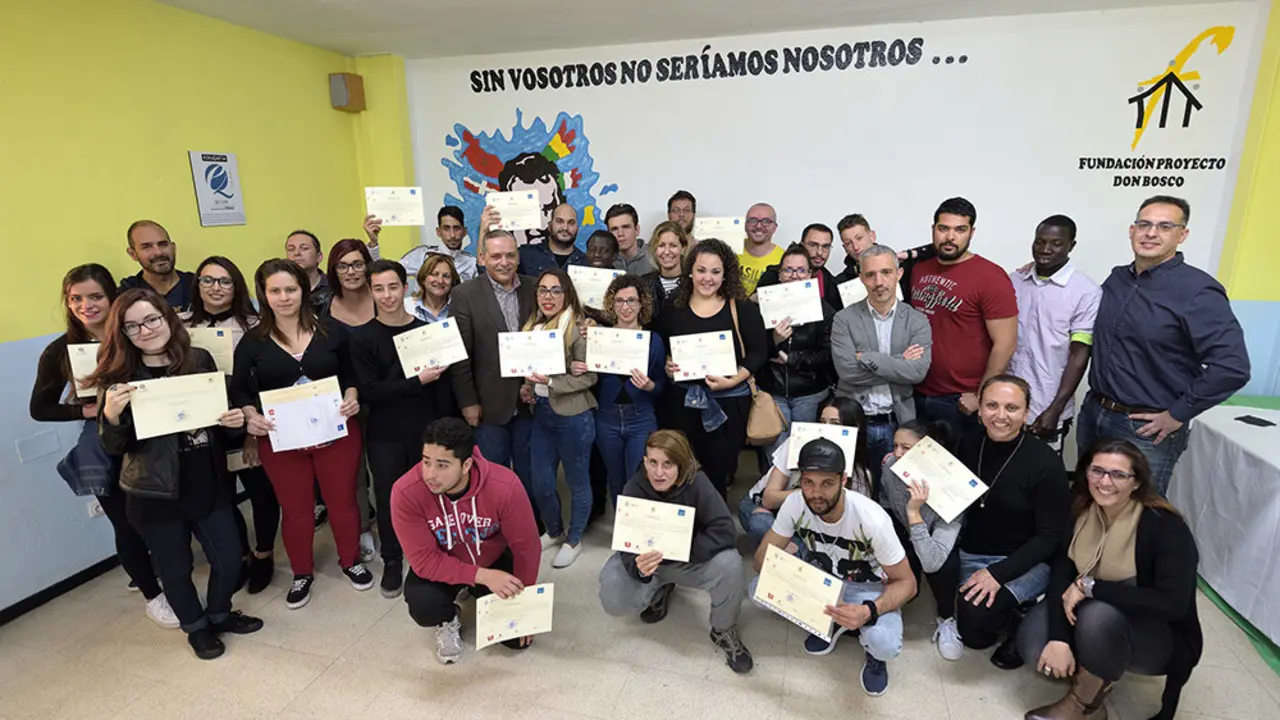 160412_diplomas_barriosporel_empleo_tc_06