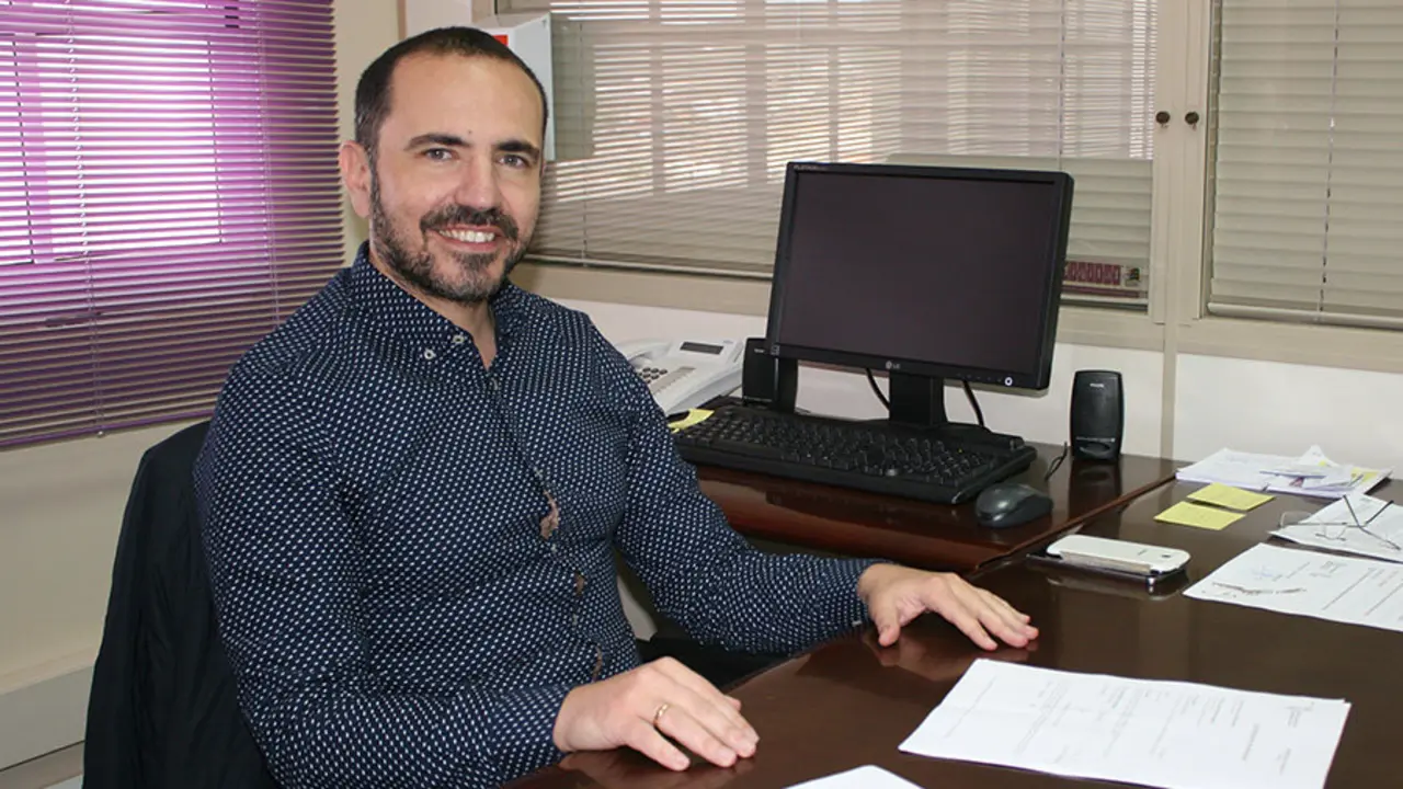 Nicol&aacute;s Jorge Hern&aacute;ndez