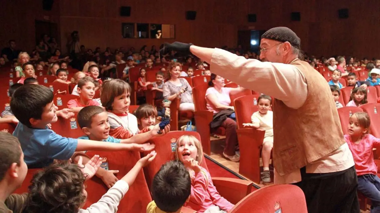 Festival Internacional de T&iacute;teres en el Auditorio de Gu&iacute;a de Isora (4)