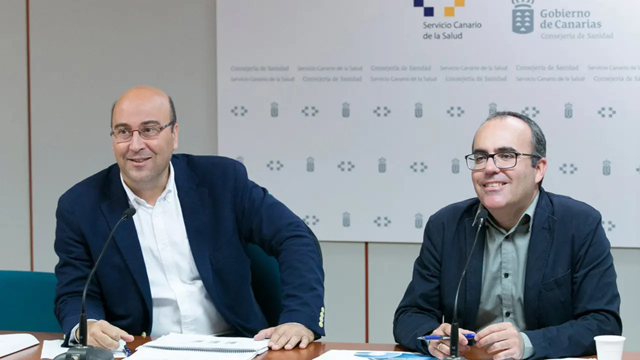 Momento de la rueda de prensa-3