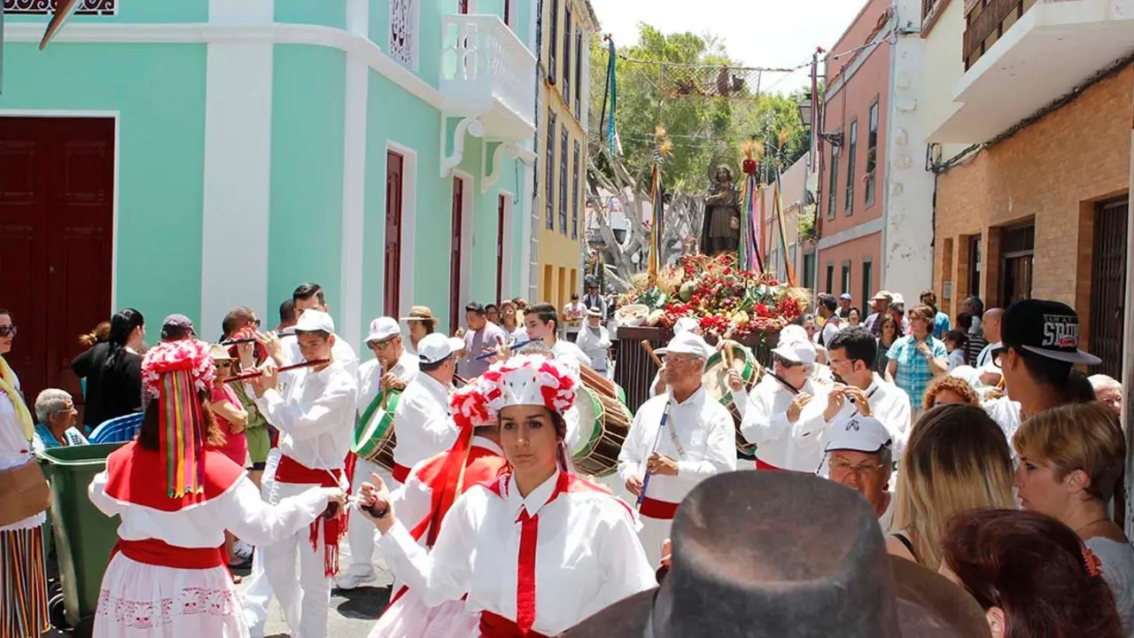 FOLKLORE GUIA DE ISORA