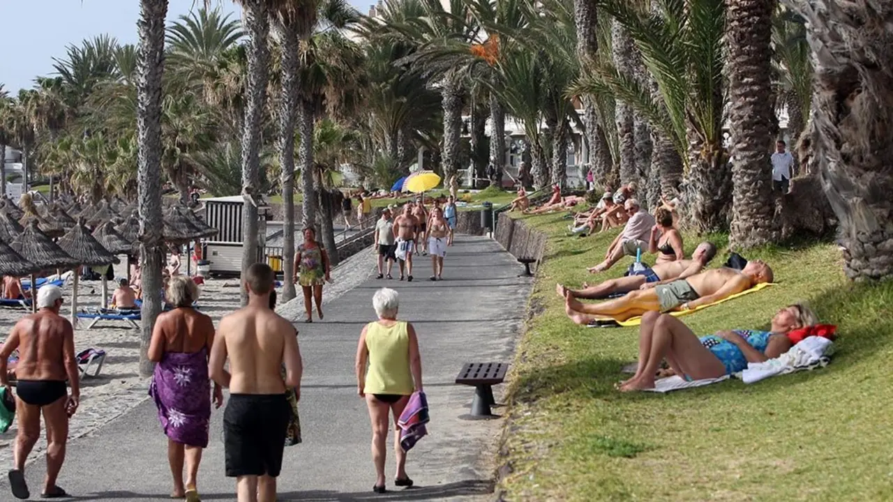 PLAYAS TF SUR FITUR EP 8384