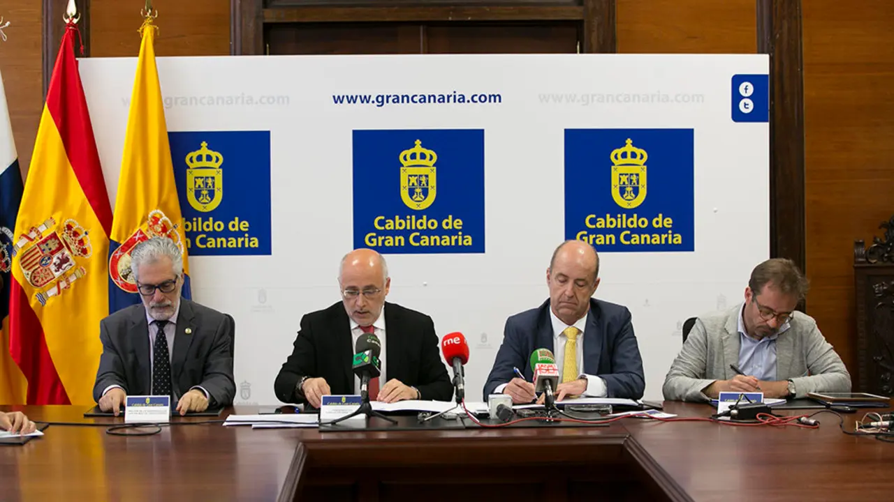 firma del acuerdo PEBA