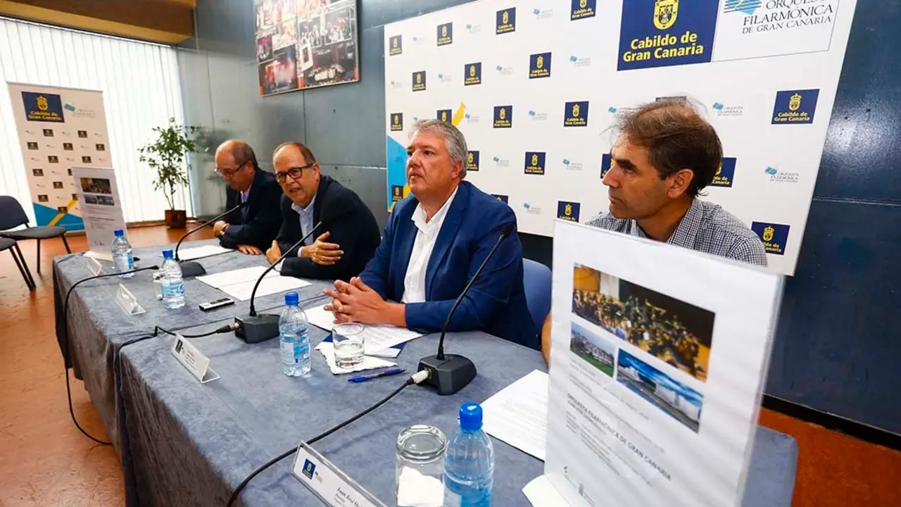 Izqda a dcha. V&iacute;ctor Naranjo, Jos&eacute; Miguel S&aacute;nchez, Carlos Ruiz y Juan Jos&eacute; Oc&oacute;n