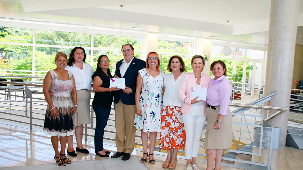 entrega recaudacion Hotel Isabel (1)