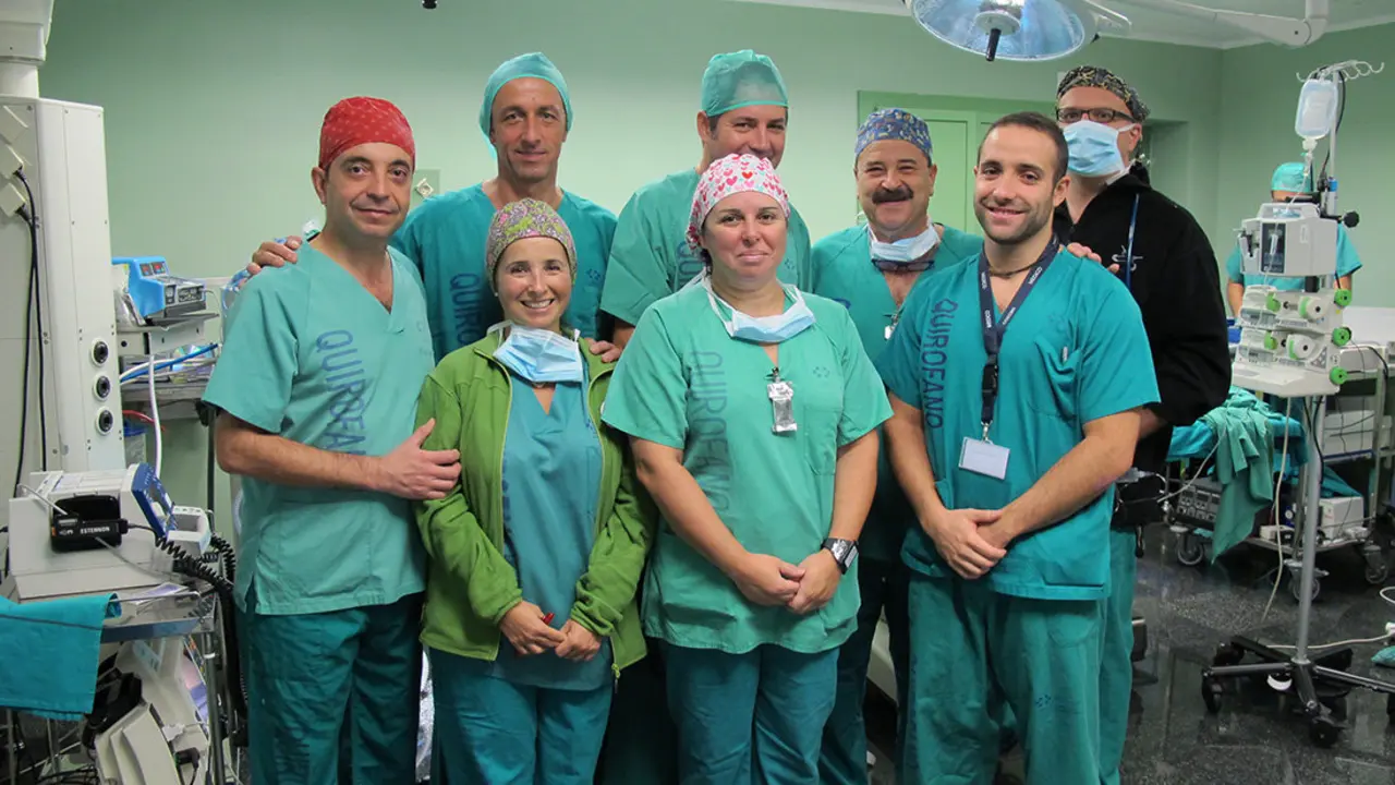 Equipo quir&uacute;rgico del servicio de Cardiolog&iacute;a del Hospital de La Candelaria que ha implantado estos dispositivos sin cables