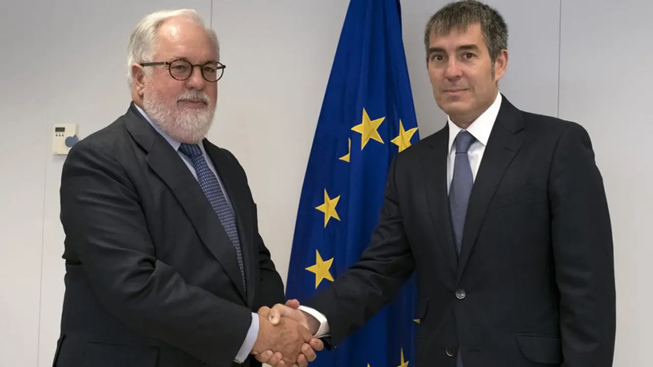 ARIAS CA&Ntilde;ETE Y FERNANDO CLAVIJO