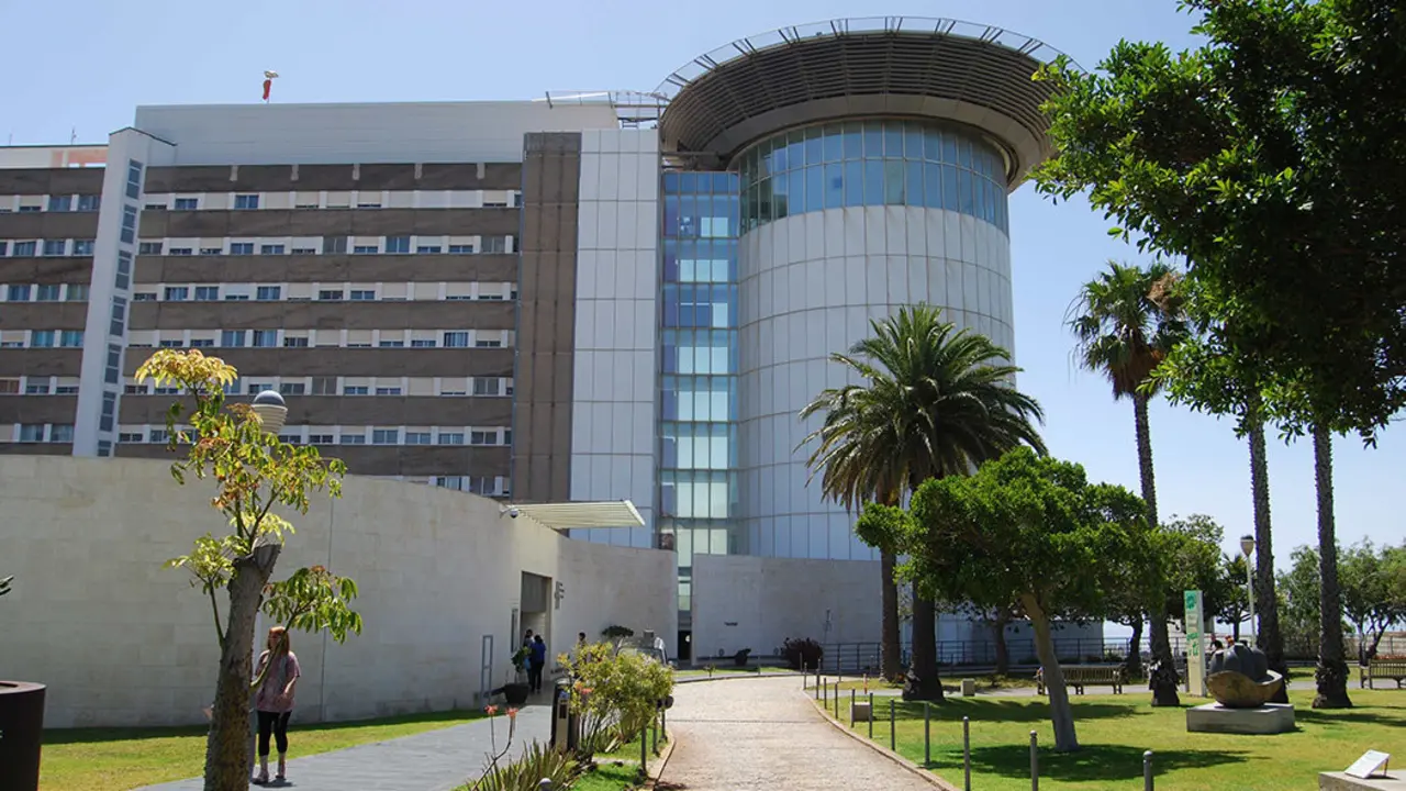 Fachada Hospital Universitario de Canarias1