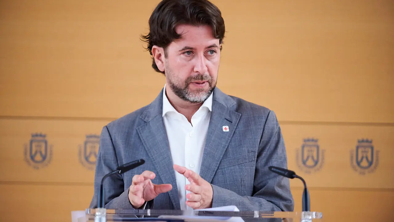 CARLOS ALONSO CABILDO DE TENERIFE