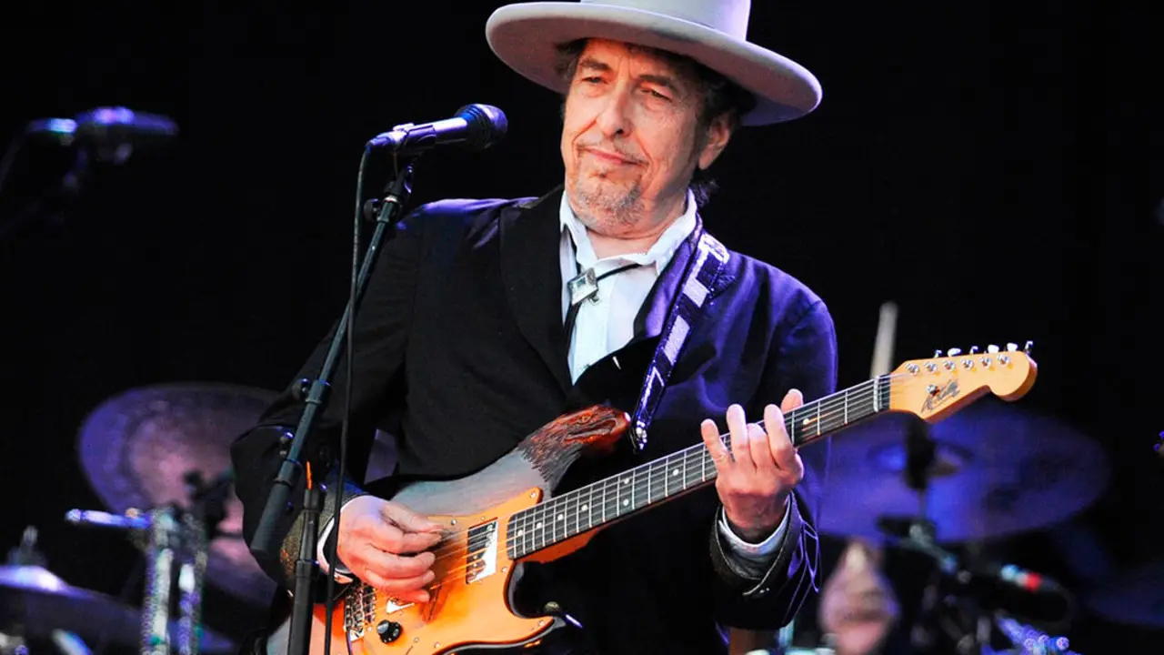 rs-bob-dylan-44fb3c74-0652-41be-8bd5-7339167eed0a