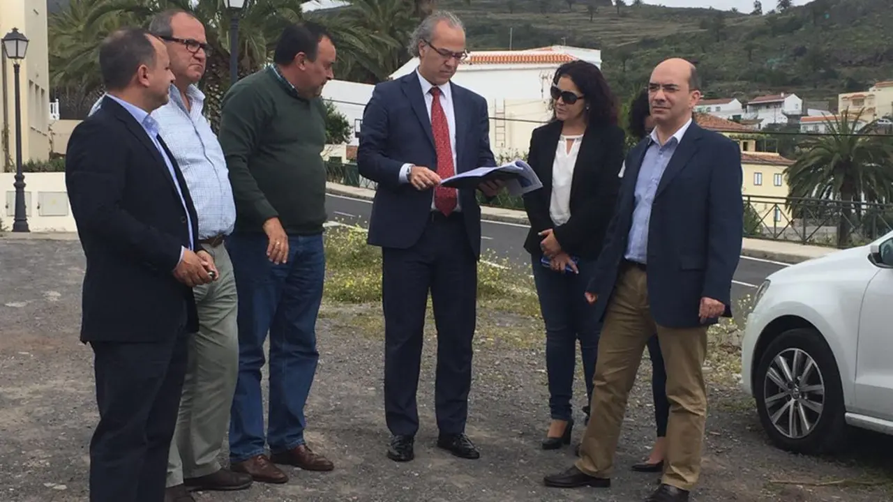 Jes&uacute;s Morera en Alajer&oacute;, acompa&ntilde;ado por Manuel Ram&oacute;n Plasencia, Roberto Moreno y Ang&eacute;lica Padilla, entre otros1