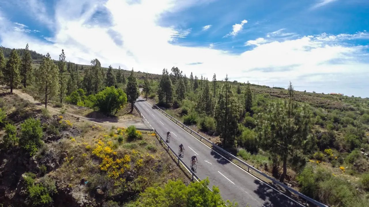 Costa Adeje - Trasera de Los Cristianos - Carretera General del Sur - Arafo - dorsal de la Esperanza - Parque Nacional del Teide - Vilaflor - Arona - Trasera de los Cristianos - Costa Adeje