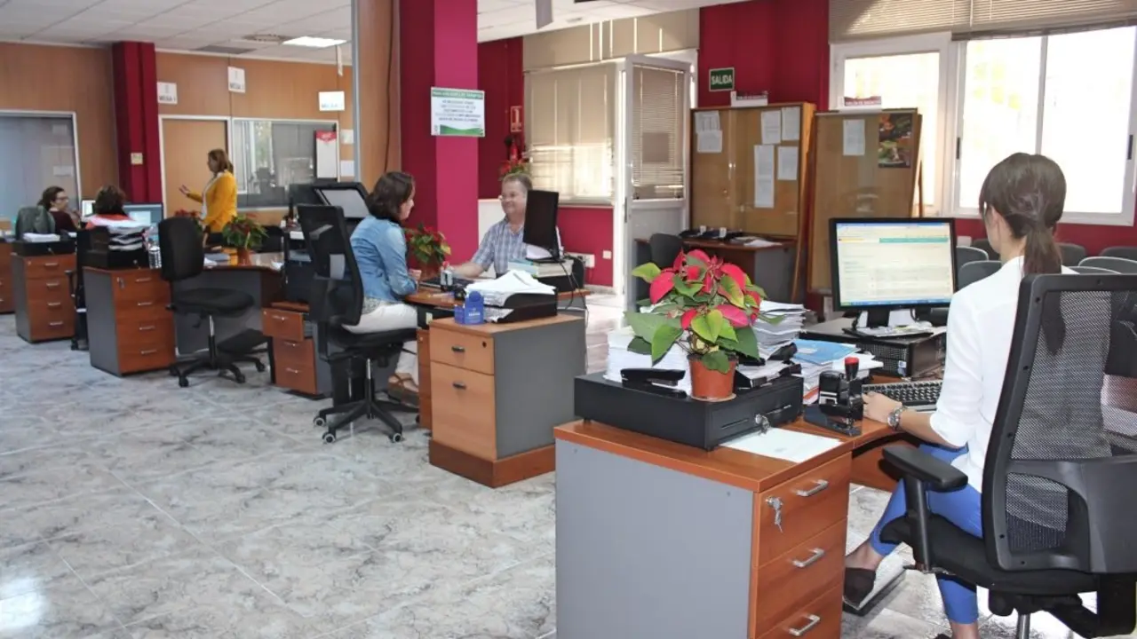 Servicio de Atenci&oacute;n a la Ciudadan&iacute;a 2015_Fotor