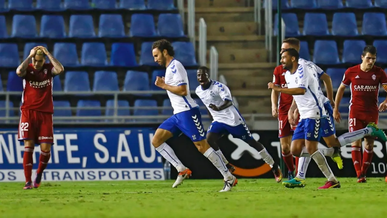 ESTADIO HELIODORO RODRIGUEZ LOPEZ. PARTIDO TENERIFE-ALCORC&Oacute;N.
EN LA IMAGEN, GERMAN CELEBRA SU GOL.
/SANTIAGO FERRERO