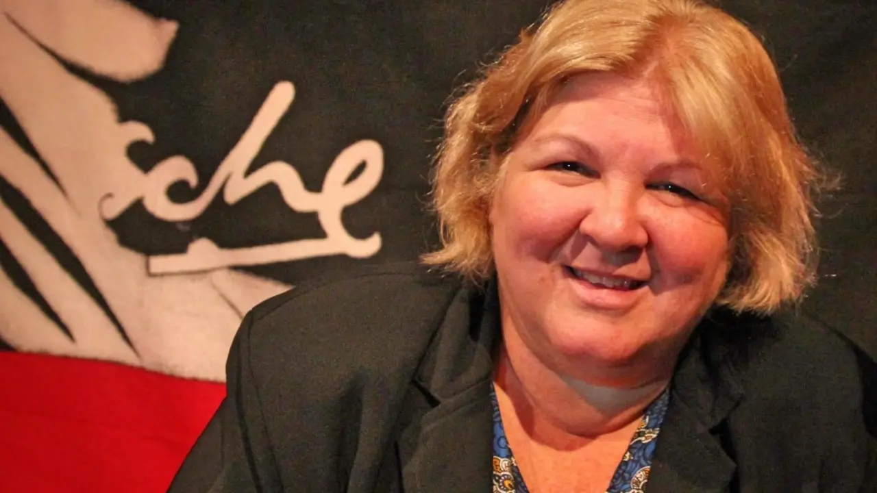 ALEIDA GUEVARA II_Fotor