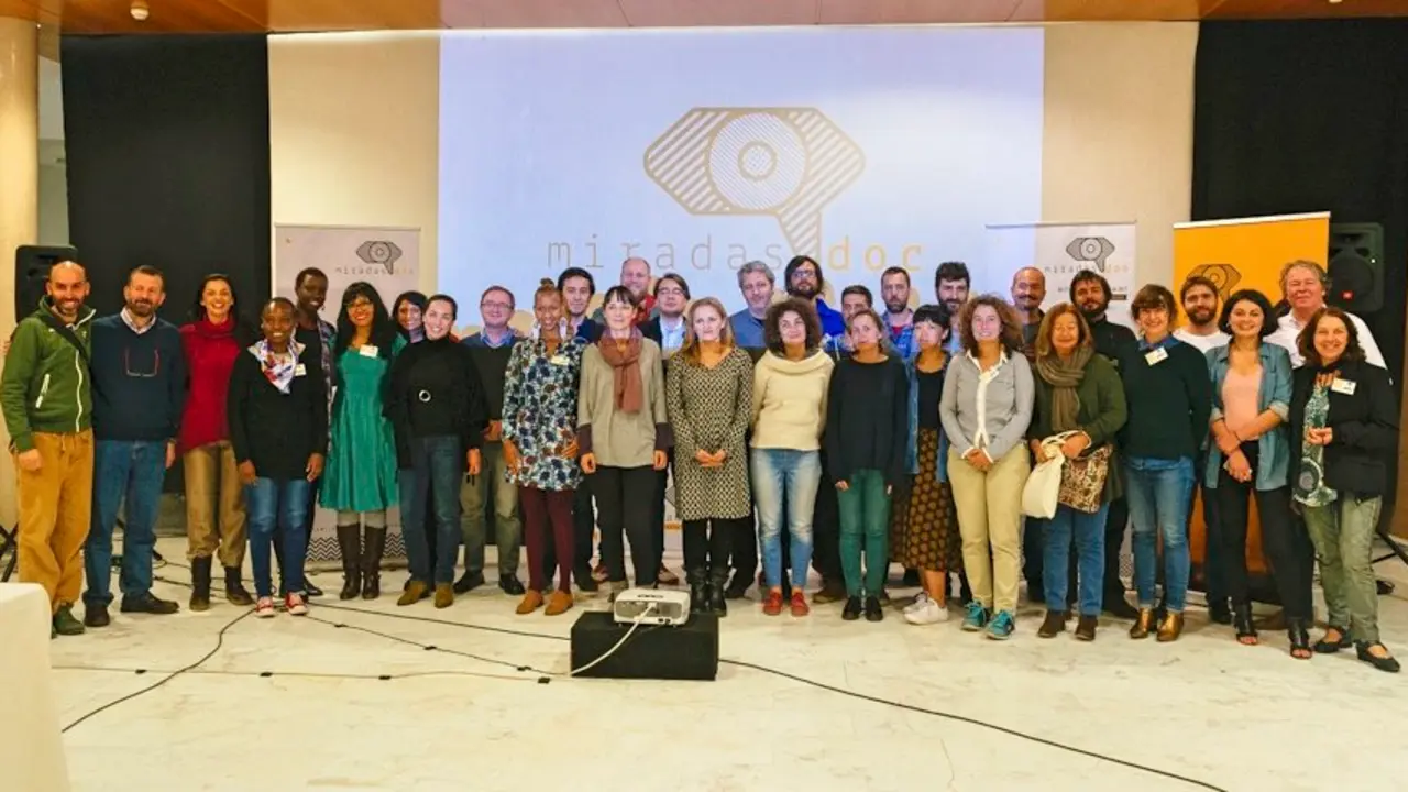 Proyectistas y compradores 2017 (1 de 1)_Firma foto_Patri C&aacute;mpora_Fotor