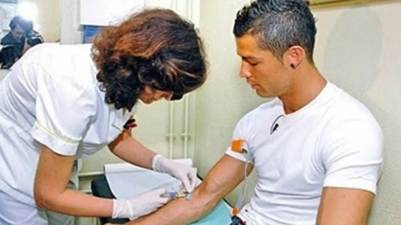 9e4c1-cristiano_ronaldo_no_viajc3b3_galicia_para_donar_sangre_Fotor