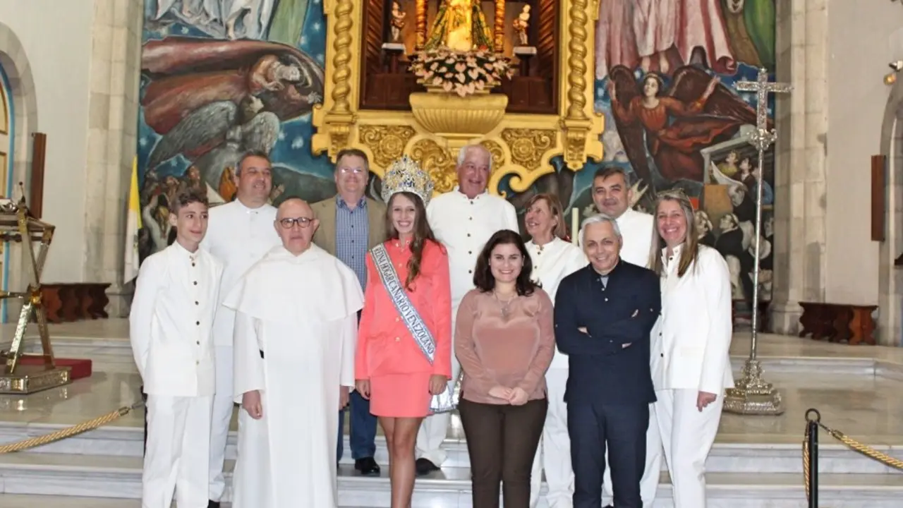 Reina del hogar canario 2017_Fotor