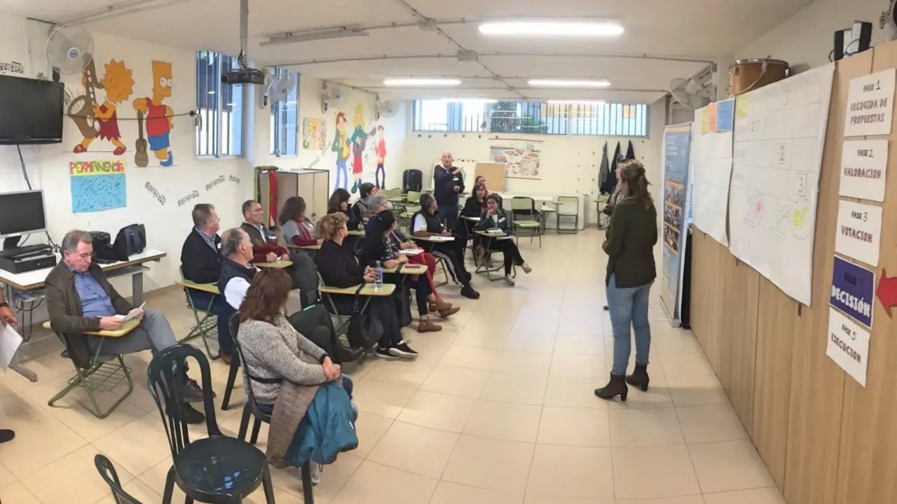 Mesa Comunitaria Candelaria Casco 22 marzo 2017_Fotor