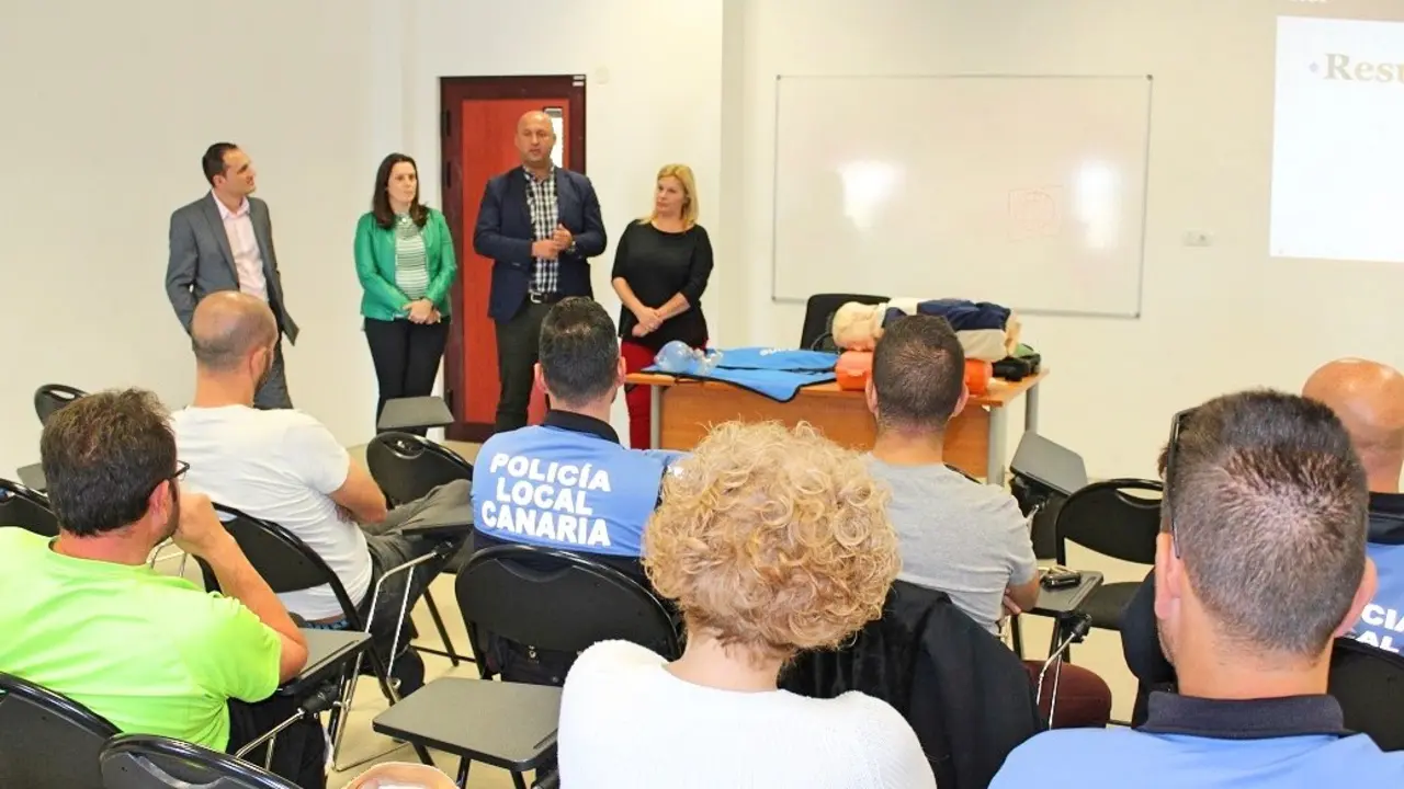 Clausura Cursos Polic&iacute;a_Fotor