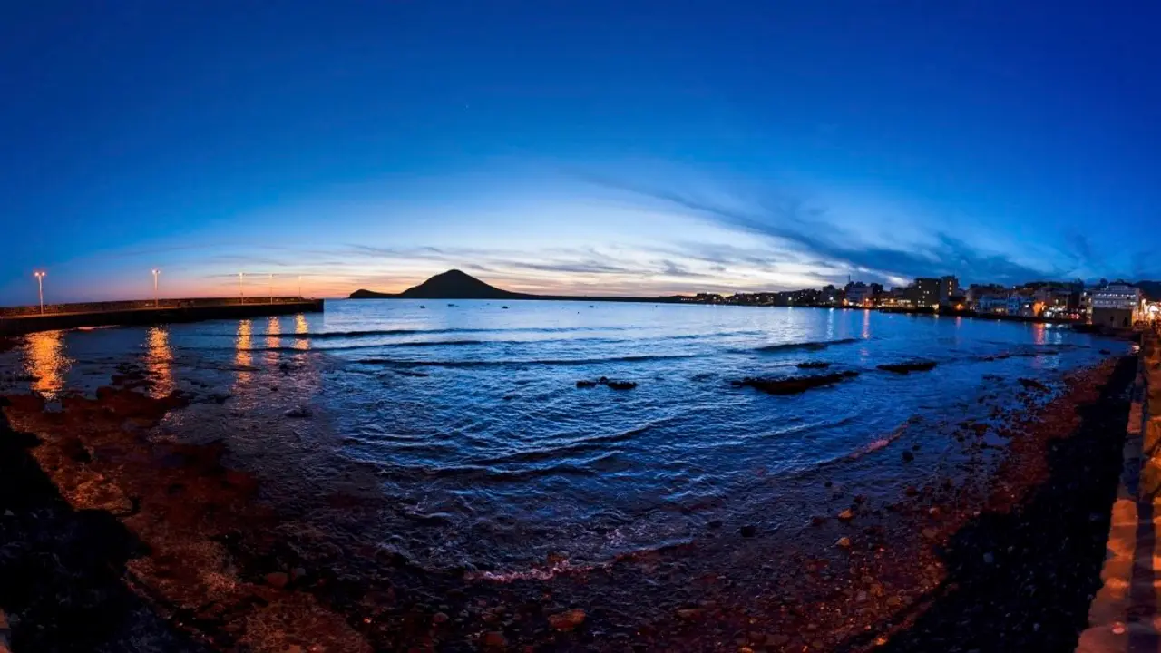 Zona de Playa Chica de El M&eacute;dano_Fotor