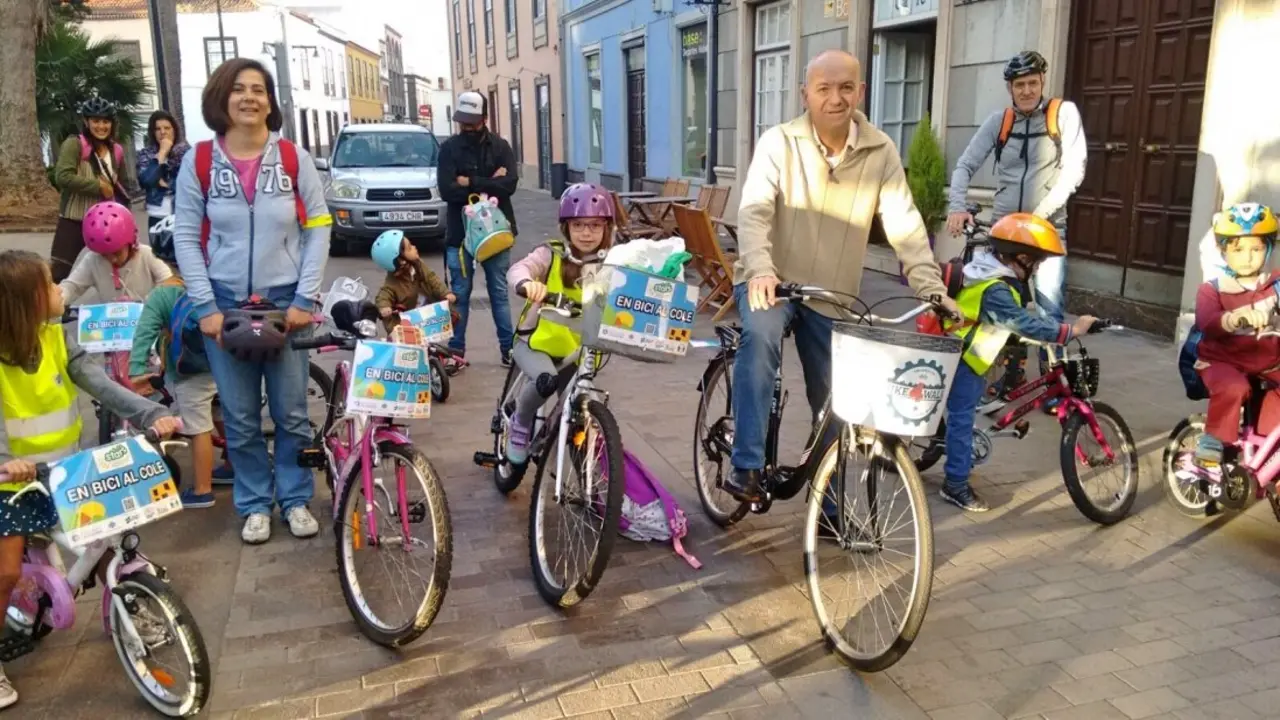 EN BICICLETA
