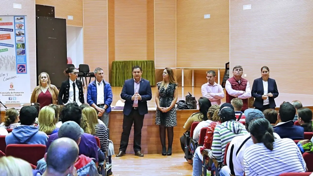 ARONA EMPLEO 841_Fotor