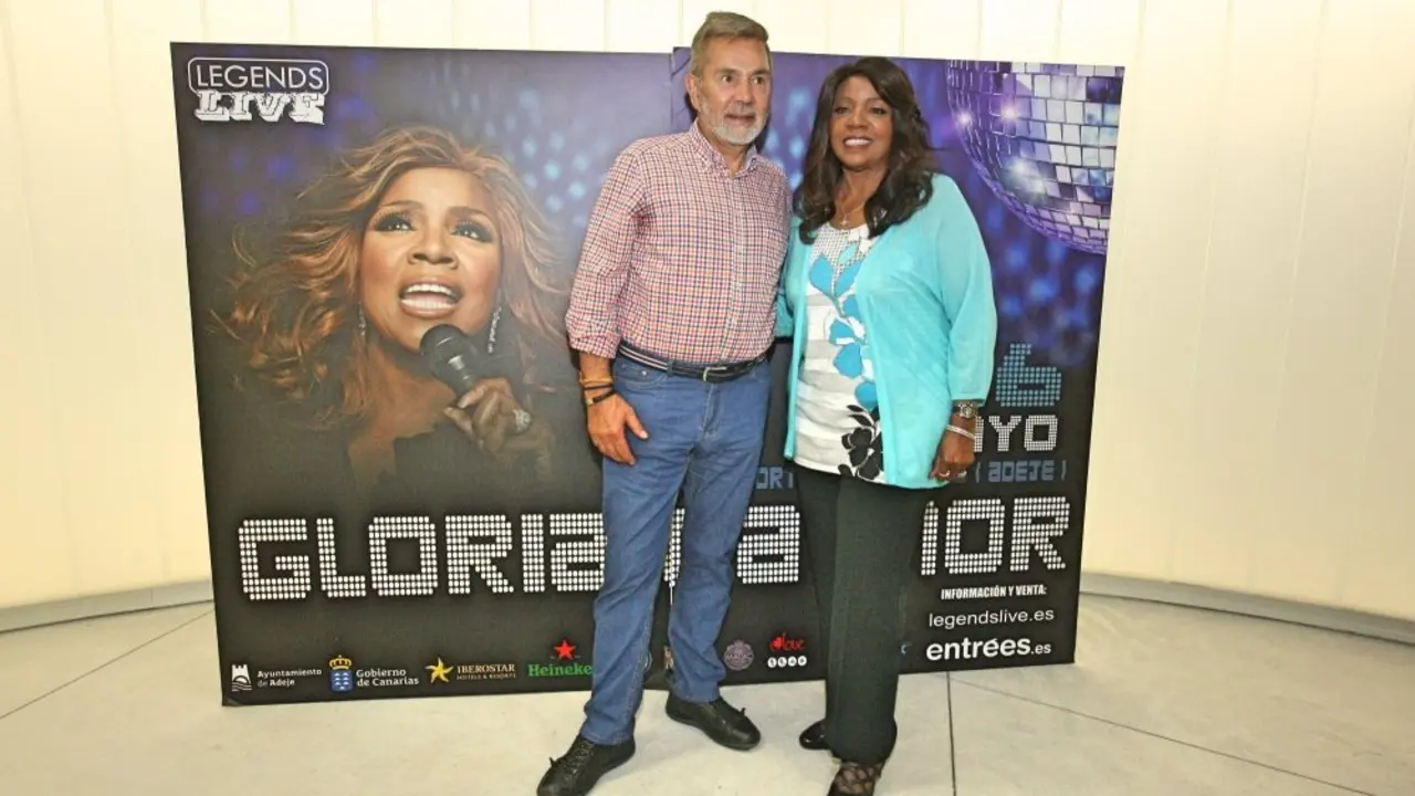GLORIA GAYNOR EN ADEJE 1777_Fotor_Fotor