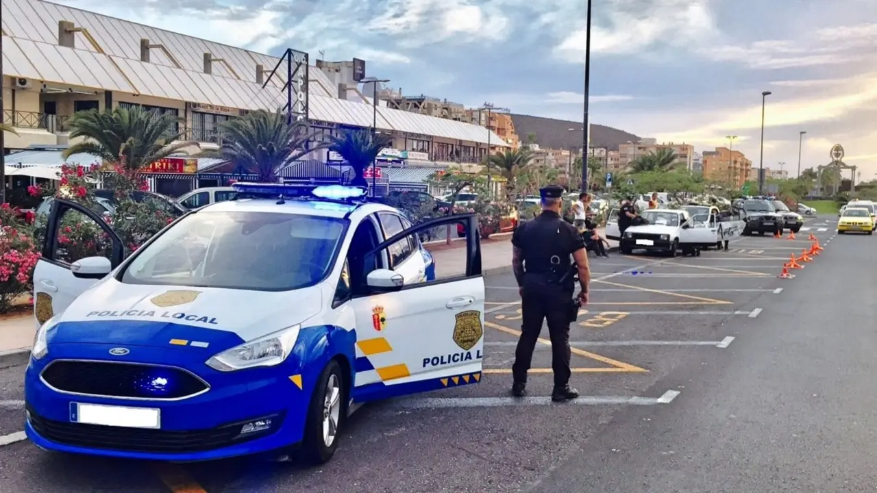 POLICIA control_UPP_LosCristianos_Fotor