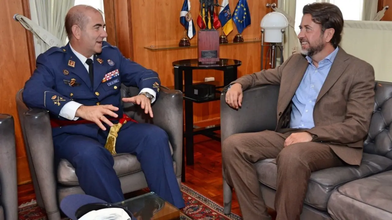 Nuevo Jefe Mando A&eacute;reo Canarias 01_Fotor