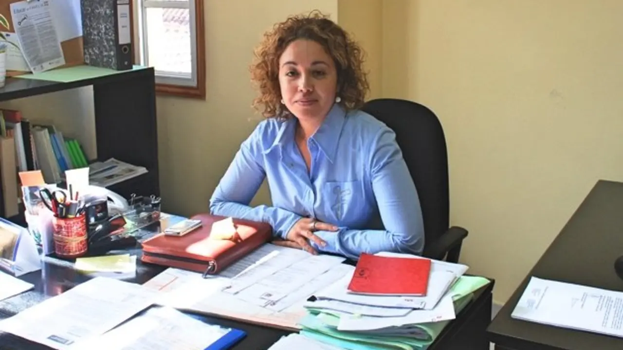 Noelia Beatriz Gonz&aacute;lez Navarro, concejala de Servicios Sociales_Fotor