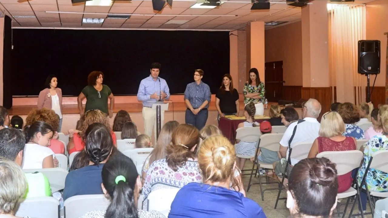 Intervenci&oacute;n del Alcalde en el acto de entrega de diplomas_Fotor