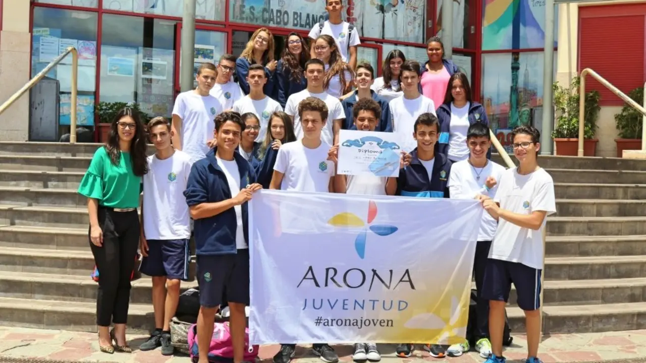 Arona_Joven_Fotor
